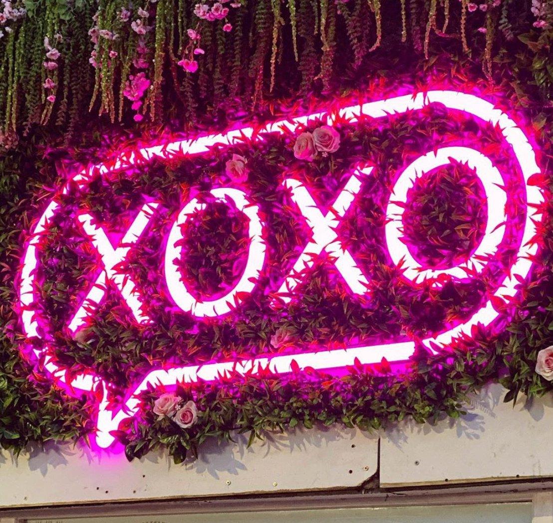 XOXO Coffee - Neon Guys