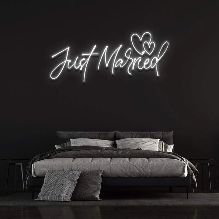 'JUST MARRIED' NEON SIGN - Neon Guys